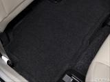  Rear driver's side floor mat. Mid-seat level from outside looking in photo